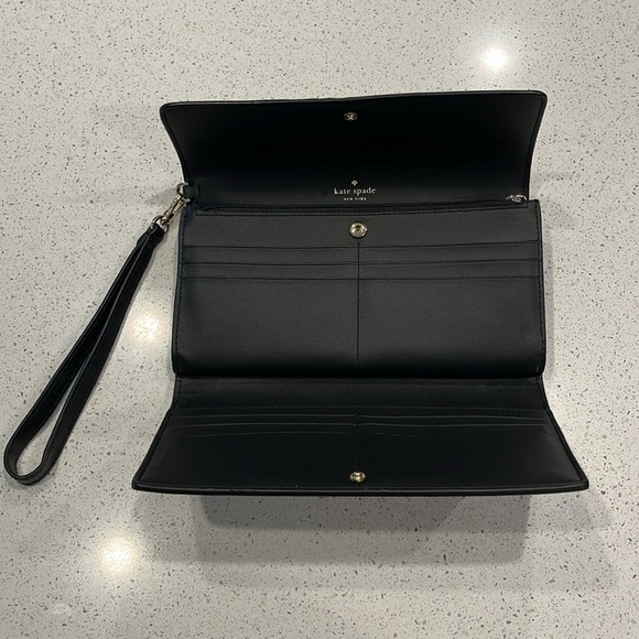 Kate Spade wristlet tan and black - Picture 2 of 6